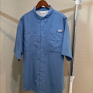 Columbia Men's Short Sleeve Blue Shirt